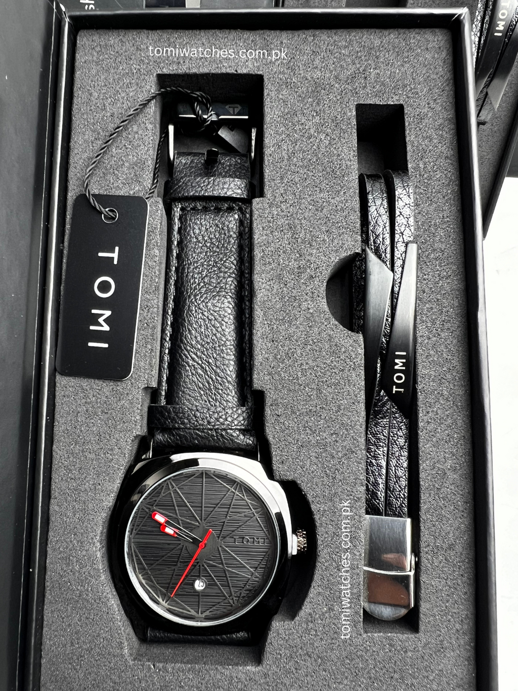TOMI T-112 Stylish Men's Watch with Bracelet Gift Set - Tomi Watches