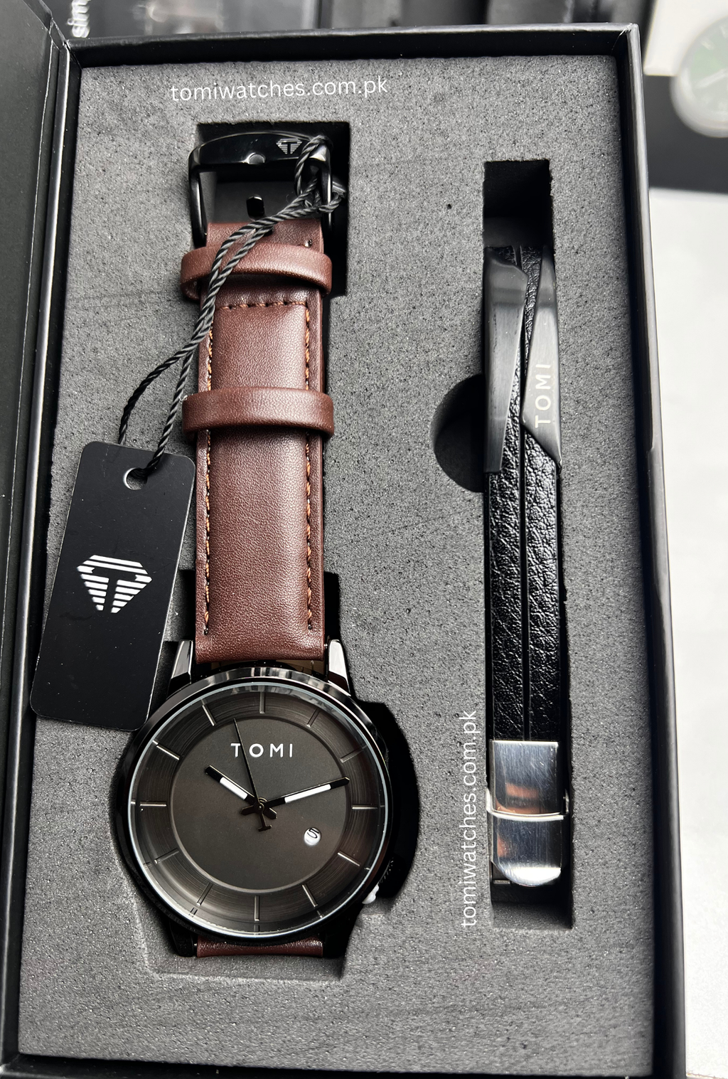 TOMI T-101 Stylish Watch & Bracelet Set for Men - Tomi Watches