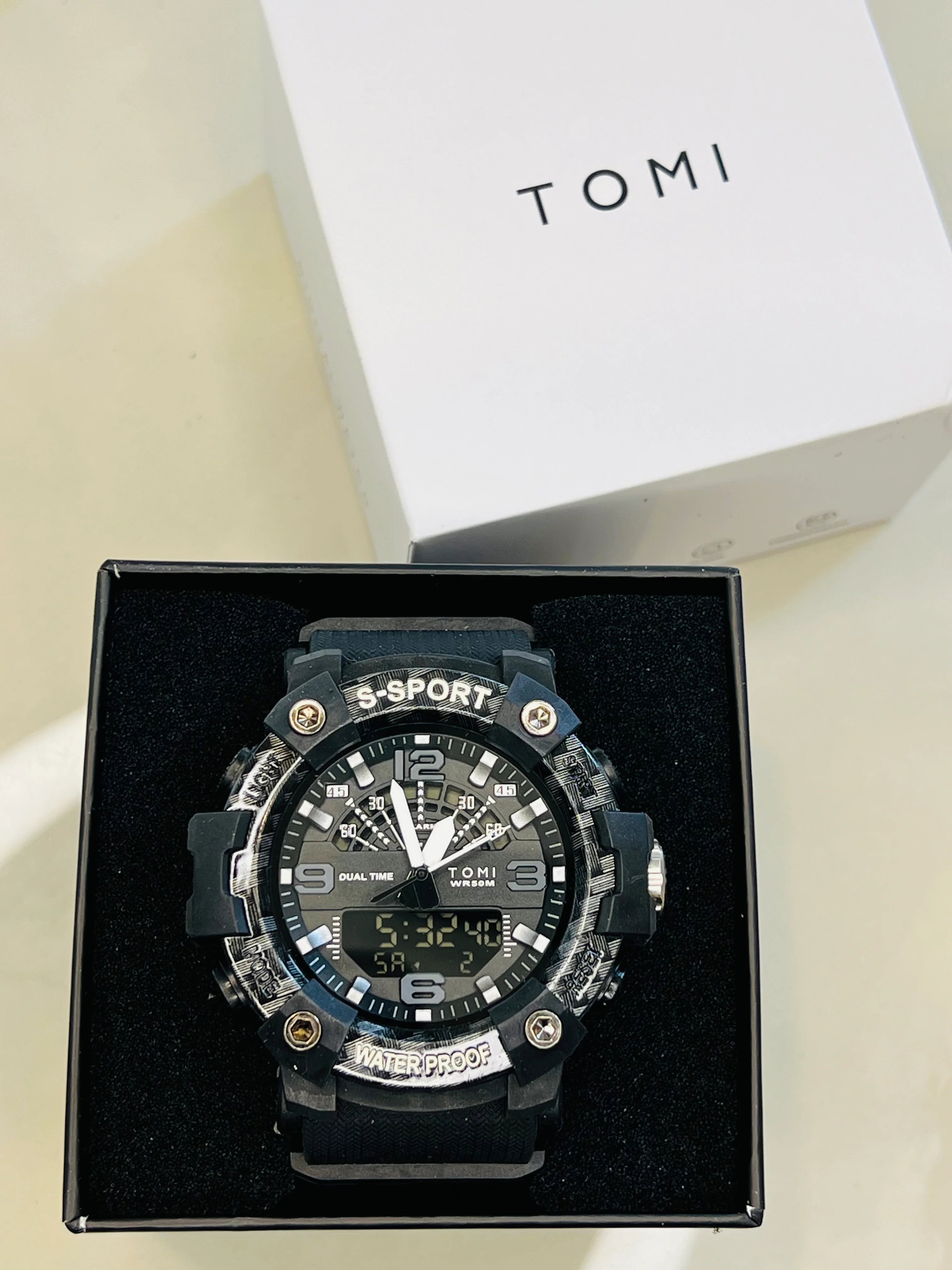 Tomi Sports Watch Waterproof T-233 - Tomi Watches
