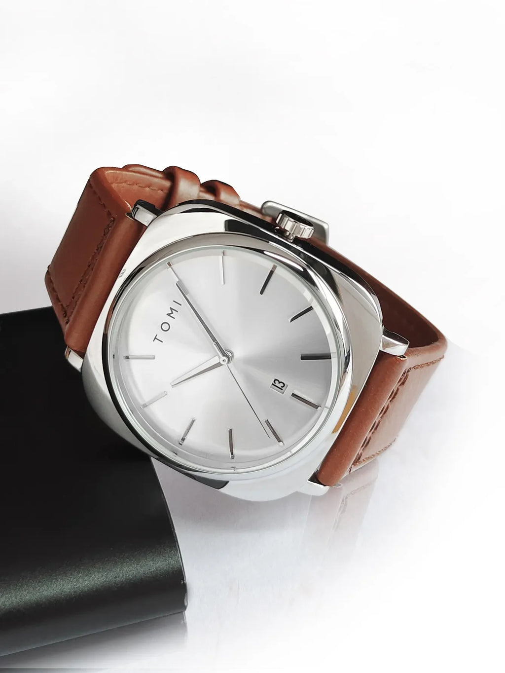 TOMI T-084 Men's Leather Strap Quartz Date Watch - Tomi Watches